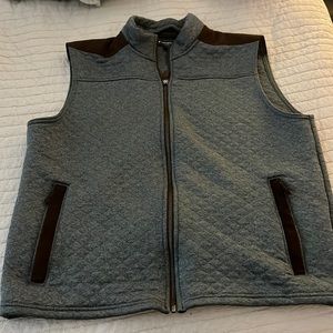 Daniel Cremieux Vest